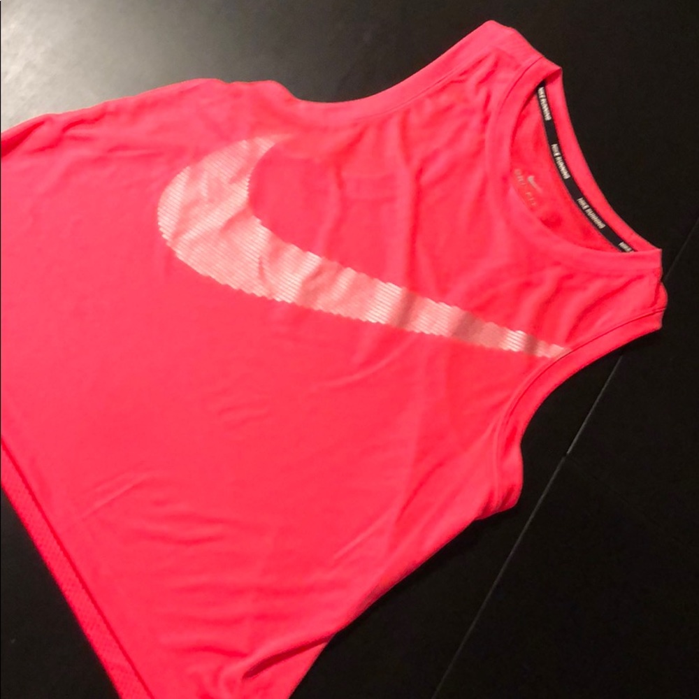 Nike workout tank